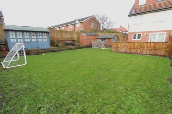 Melling Road, Aintree