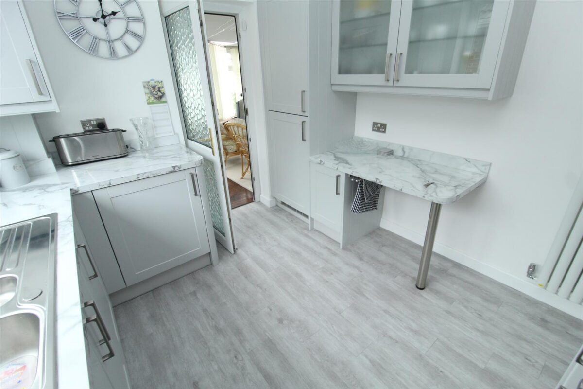 Hayes Drive, Melling