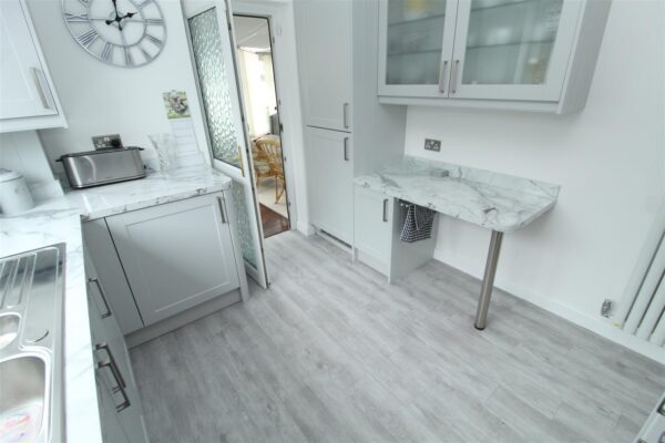 Hayes Drive, Melling