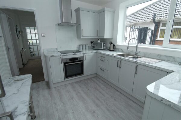 Hayes Drive, Melling