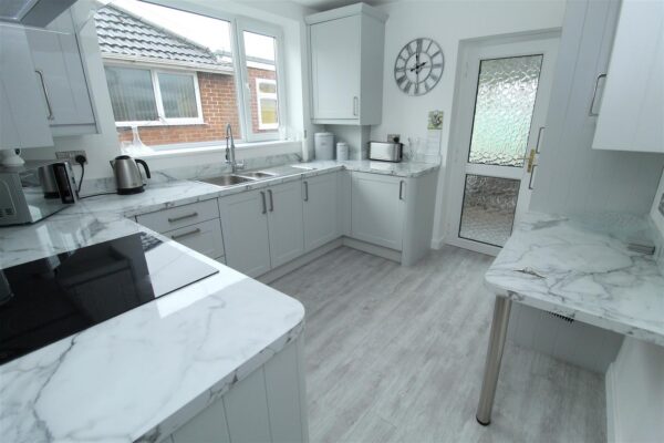 Hayes Drive, Melling