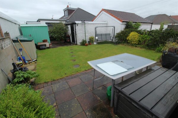 Hayes Drive, Melling