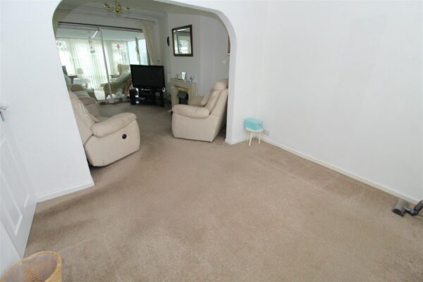 Hayes Drive, Melling