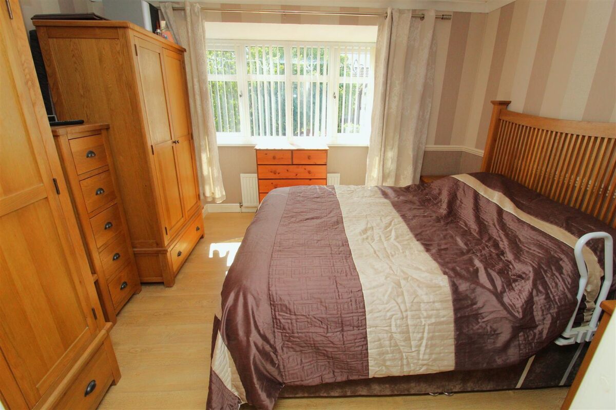 Grosvenor Close, Netherton