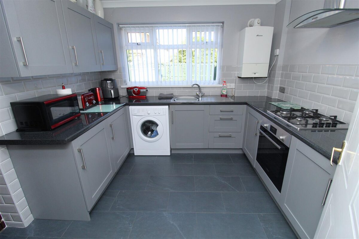 Grosvenor Close, Netherton