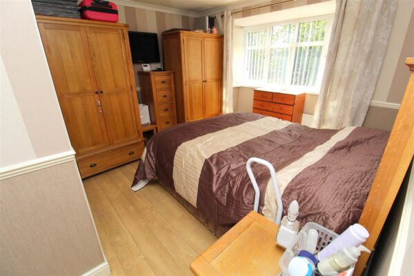 Grosvenor Close, Netherton