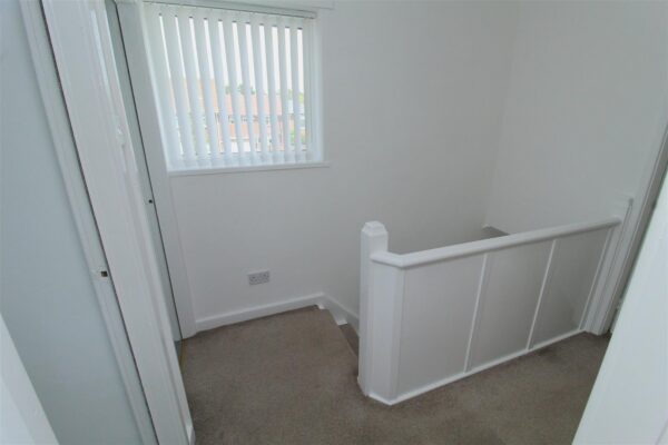 Rossall Avenue, Aintree Village