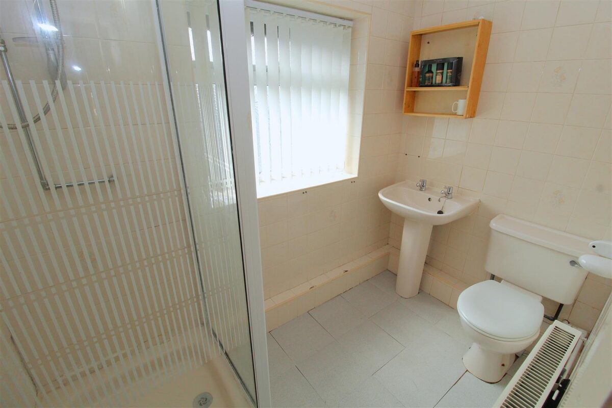 Marina Crescent, Netherton