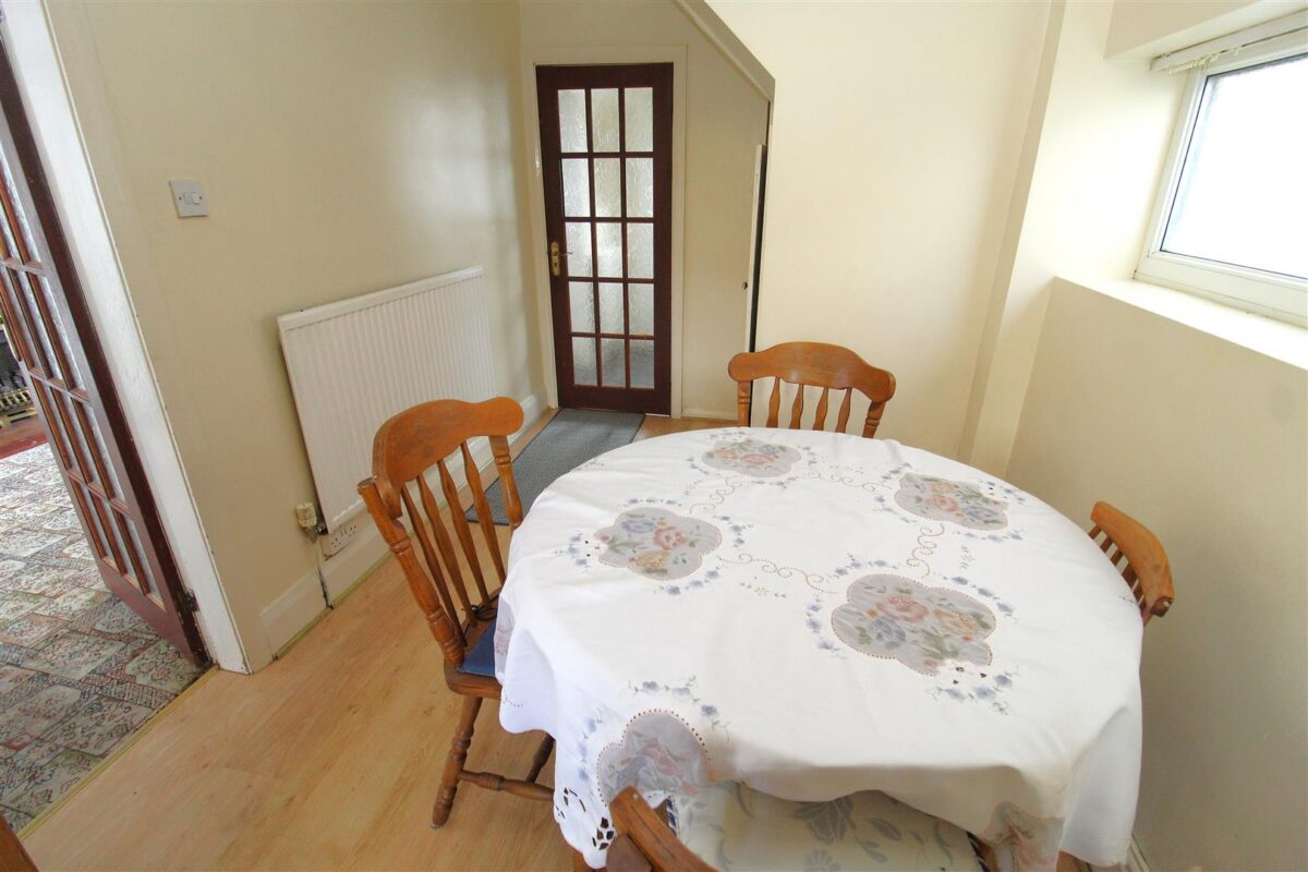 Marina Crescent, Netherton