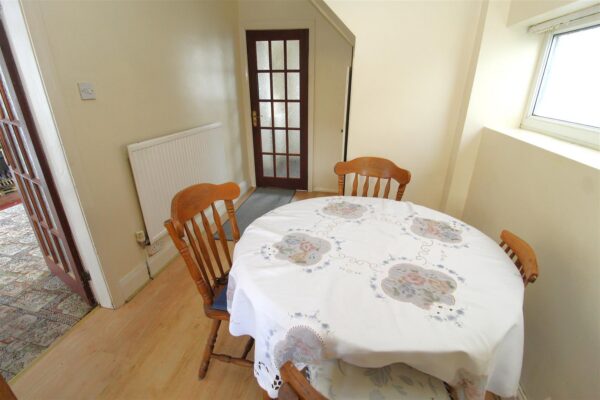 Marina Crescent, Netherton