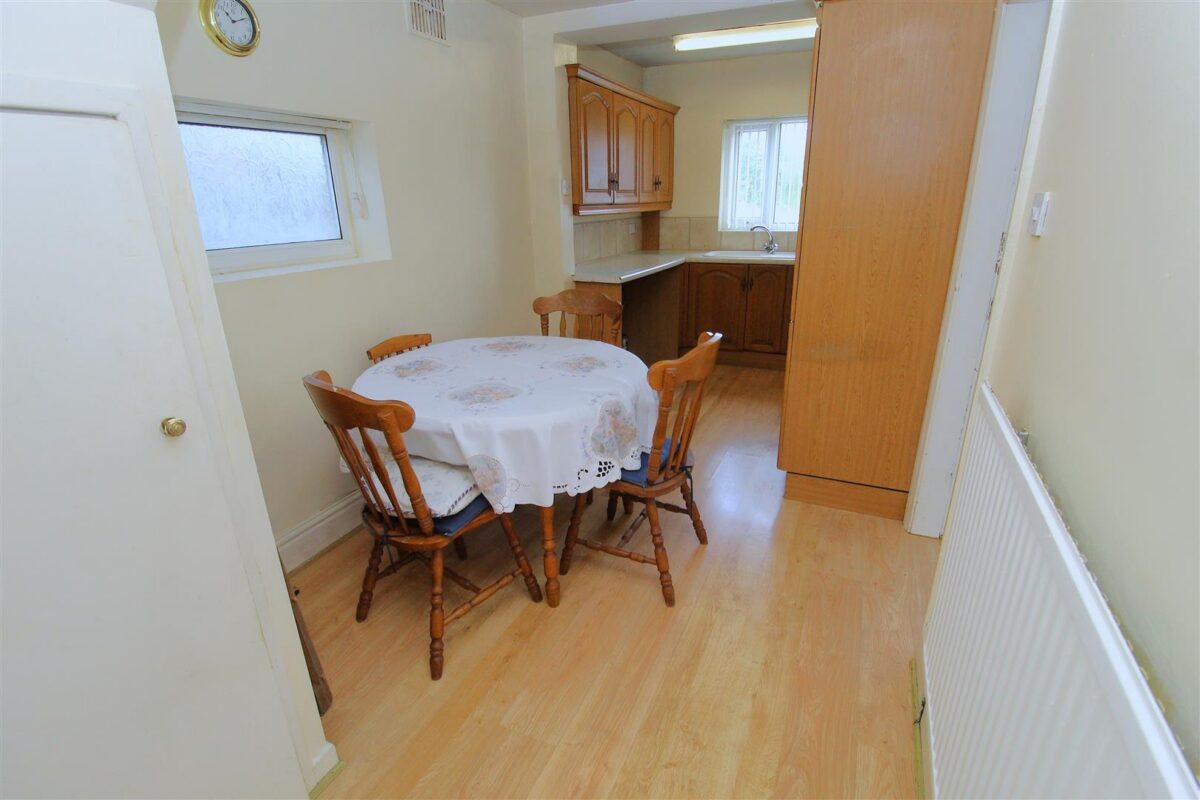 Marina Crescent, Netherton