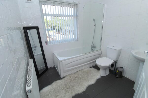 Greystone Road, Fazakerley