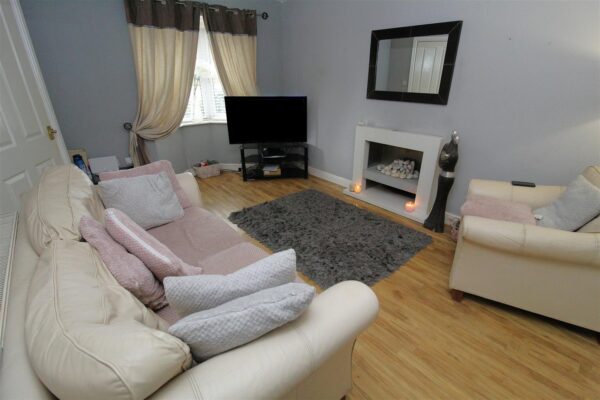 Baytree Grove, Melling