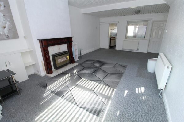 Greystone Road, Fazakerley