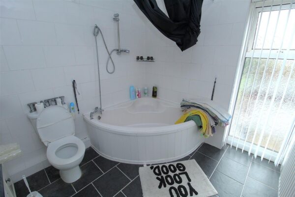 Sidney Road, Southport