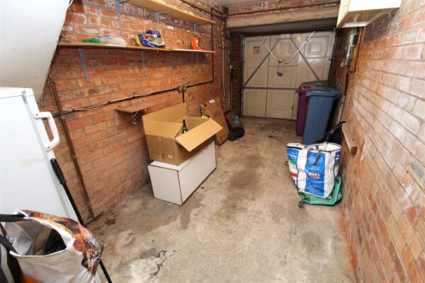 Yew Tree Road, Walton