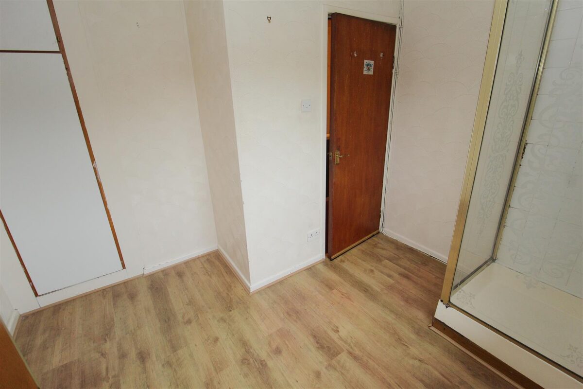 Yew Tree Road, Walton