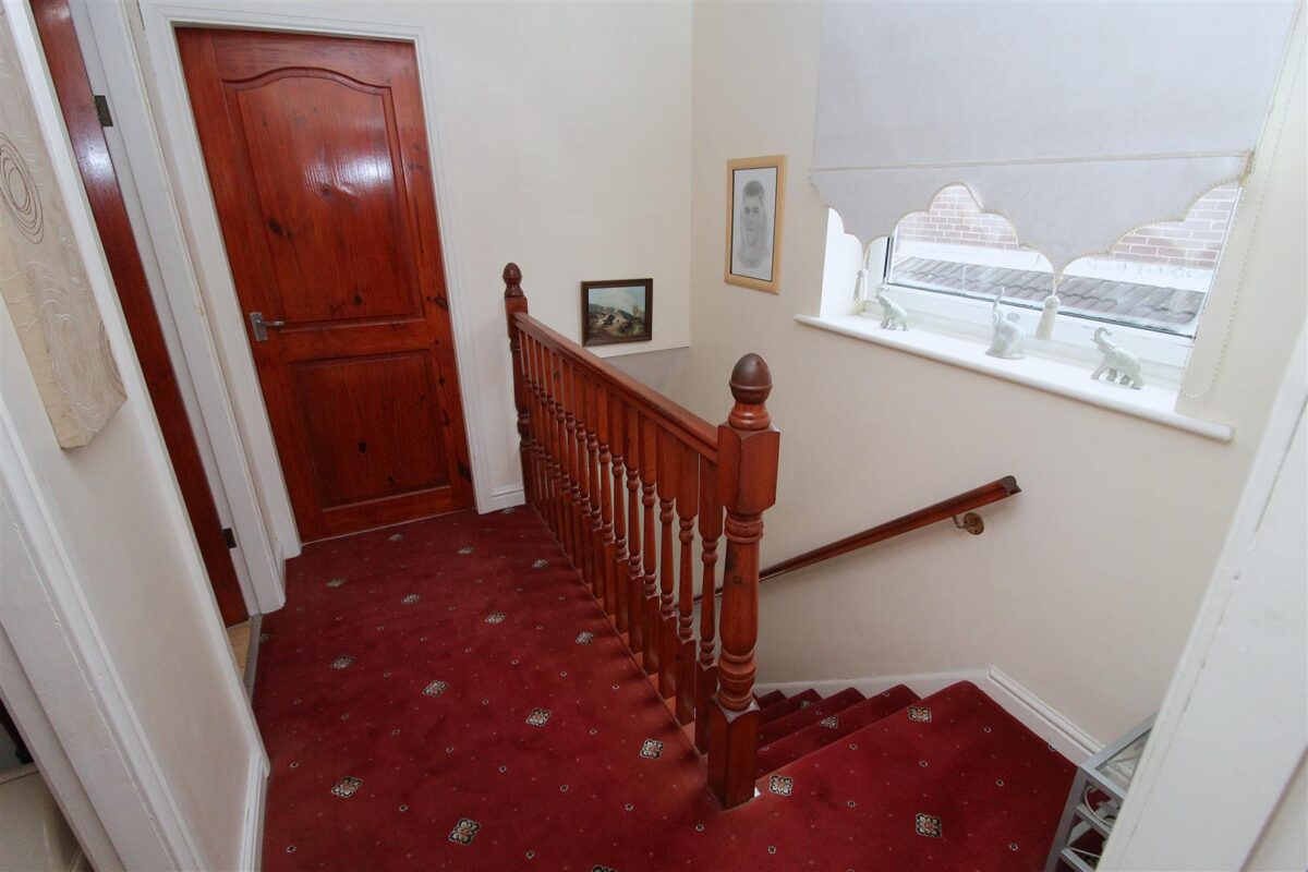 Sherwoods Lane, Aintree