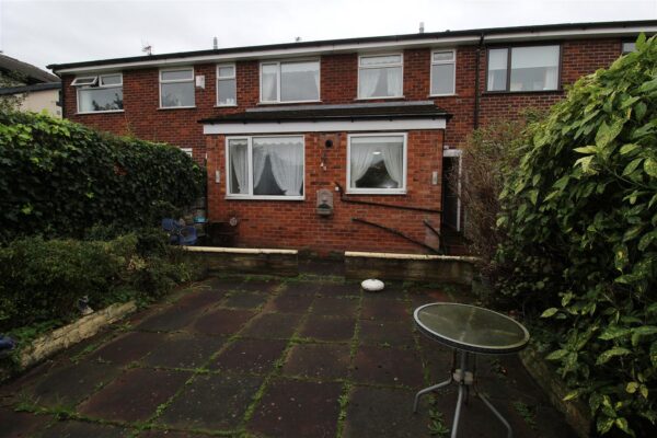 Yew Tree Road, Walton