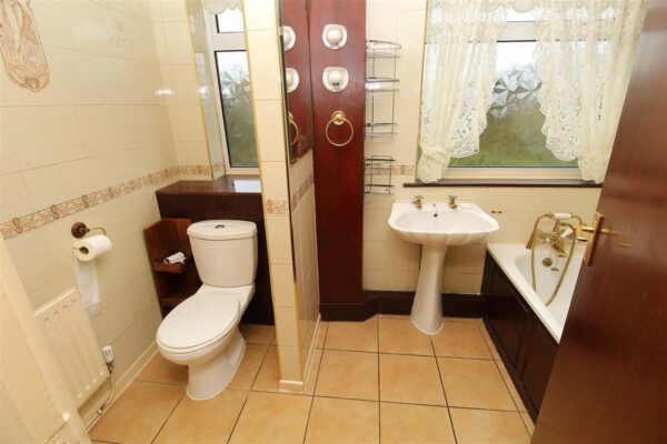 Yew Tree Road, Walton