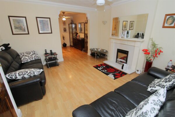 Sherwoods Lane, Aintree