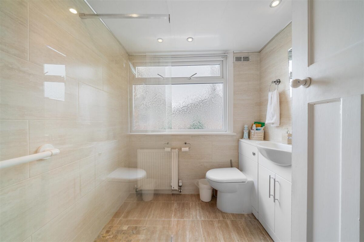 Barbara Avenue, Fazakerley