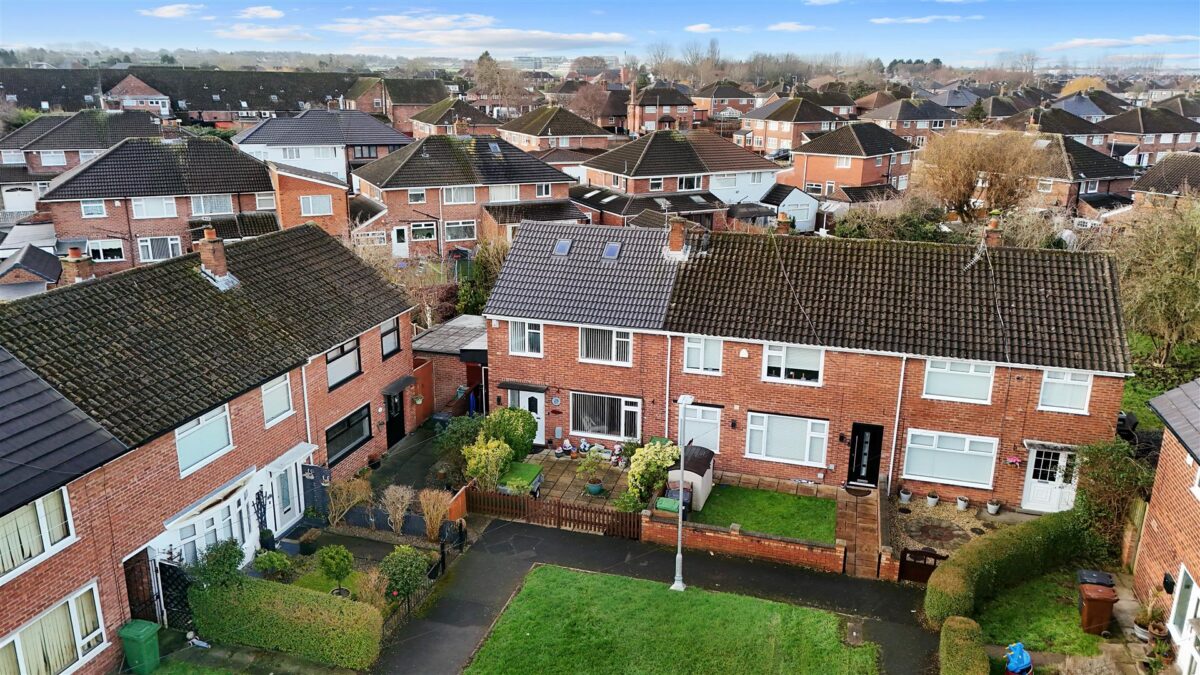 Martland Avenue, Aintree Village