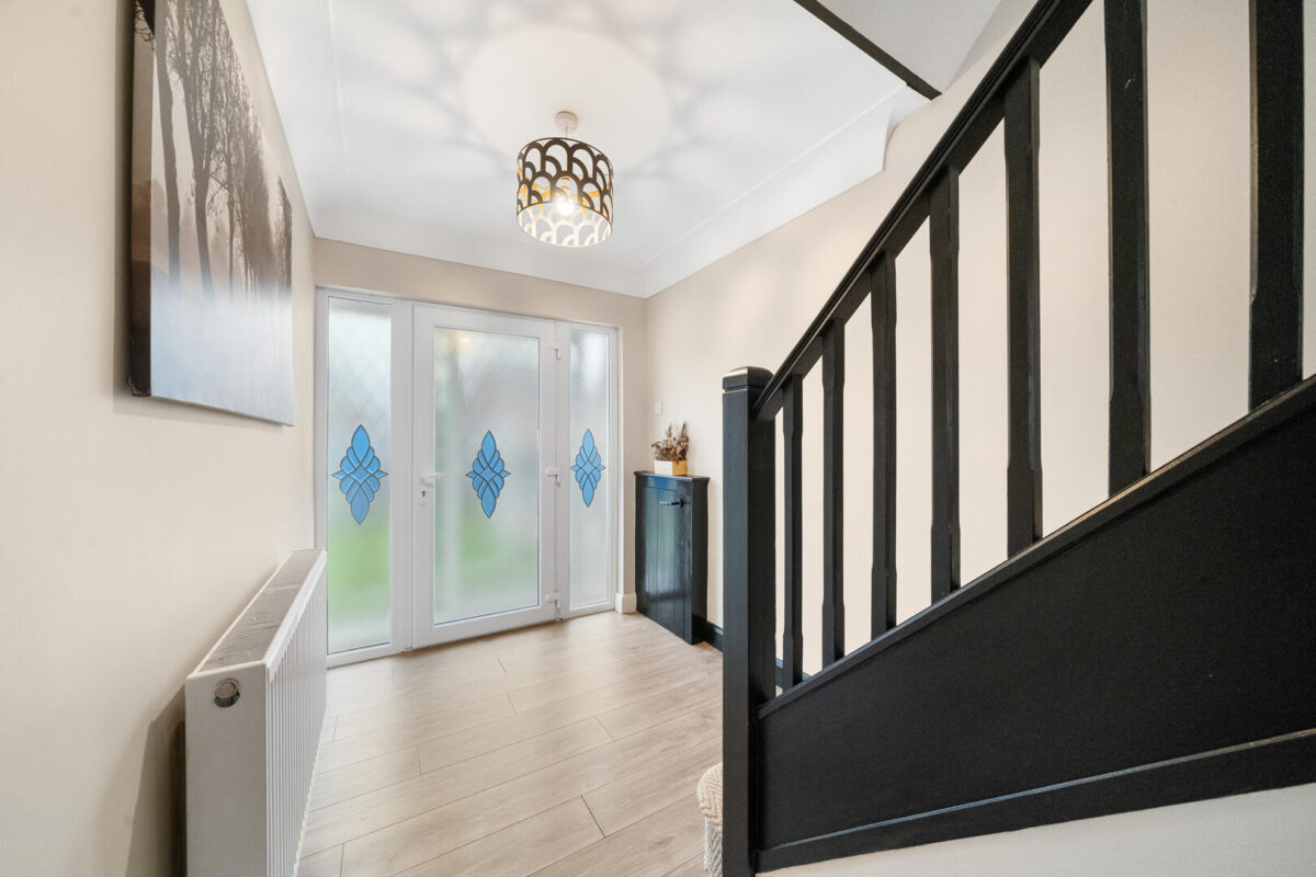 Bull Bridge Lane, Aintree Village