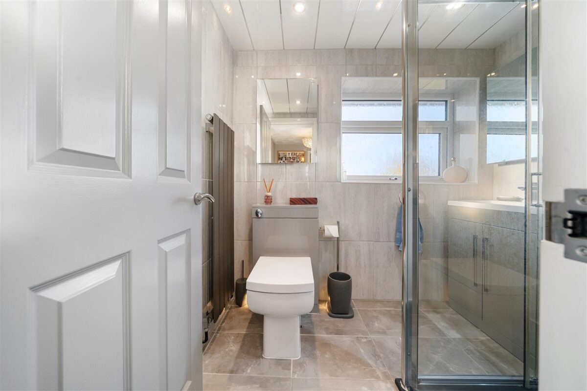 Martland Avenue, Aintree Village