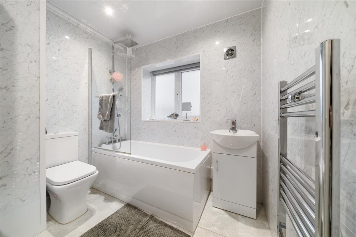 Parkfield Avenue, Netherton