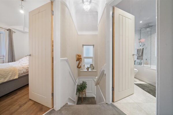 Parkfield Avenue, Netherton