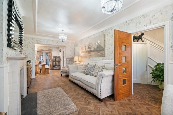 Parkfield Avenue, Netherton