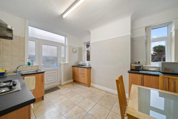 Barbara Avenue, Fazakerley