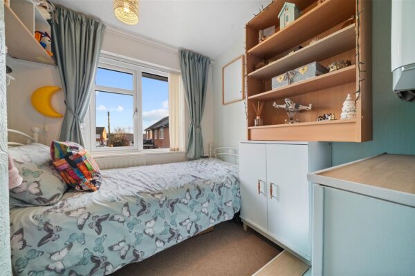 Martland Avenue, Aintree Village