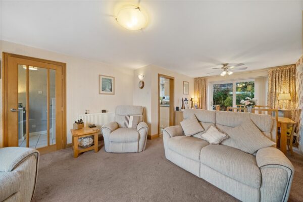 Martland Avenue, Aintree Village