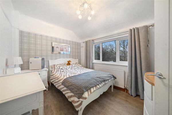 Parkfield Avenue, Netherton