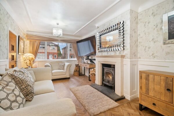 Parkfield Avenue, Netherton