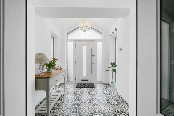 Felsted Drive, Aintree Village