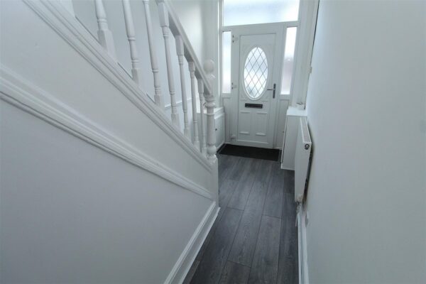 First Avenue, Fazakerley