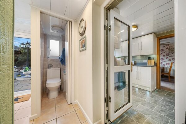 Martland Avenue, Aintree Village