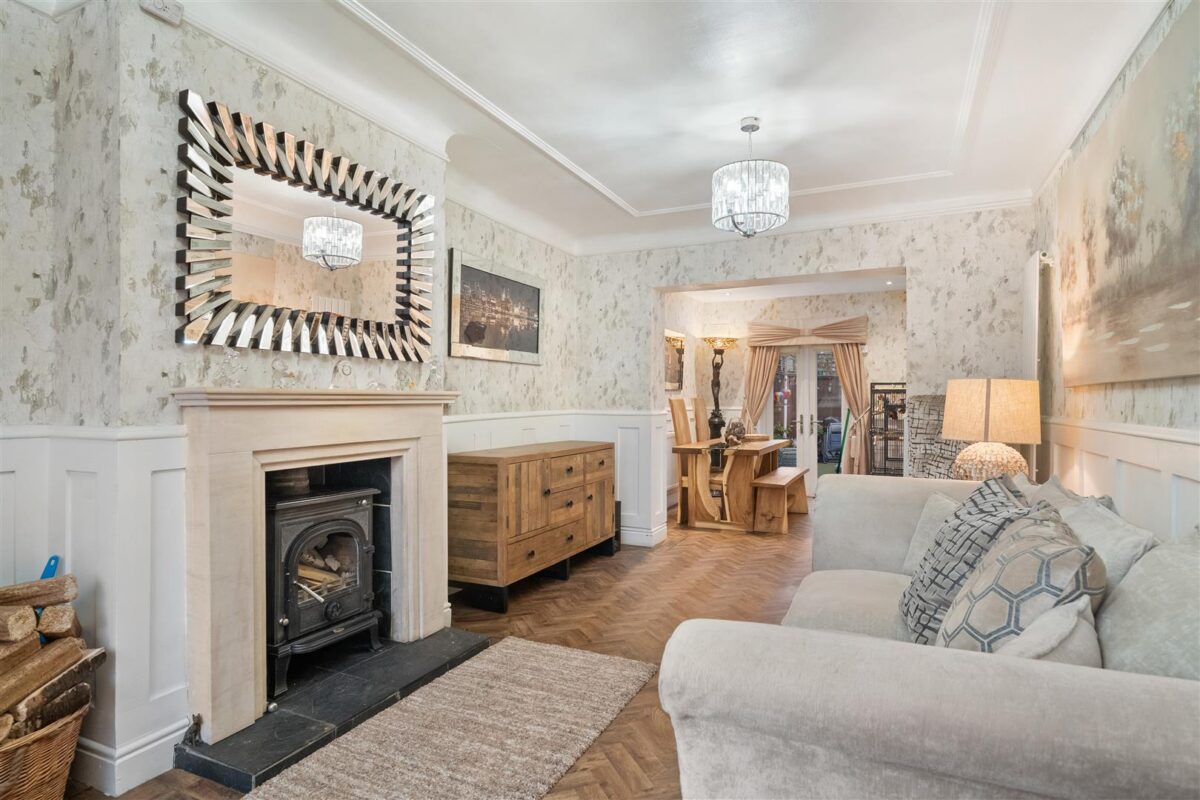 Parkfield Avenue, Netherton