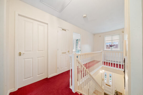 Furlong Close, Aintree