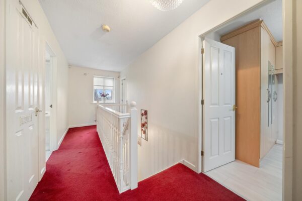 Furlong Close, Aintree