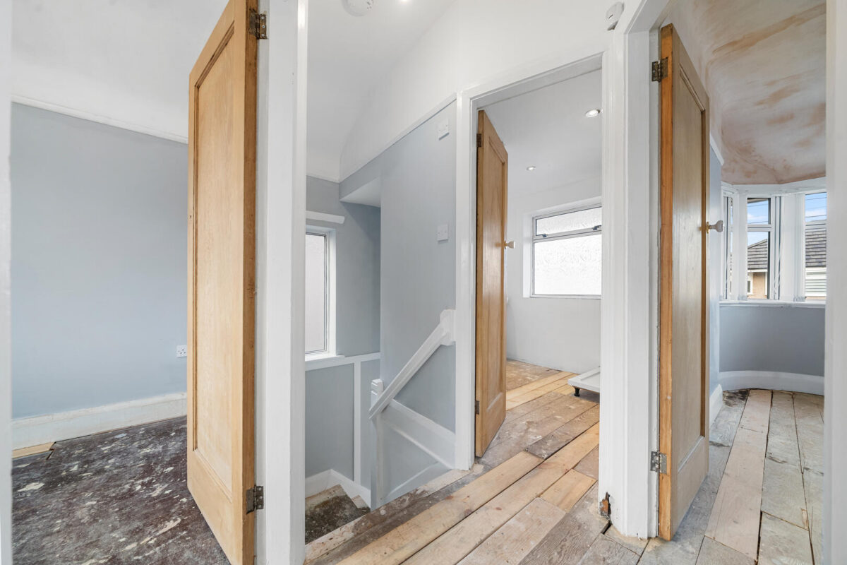 Malvern Grove, Aintree Village