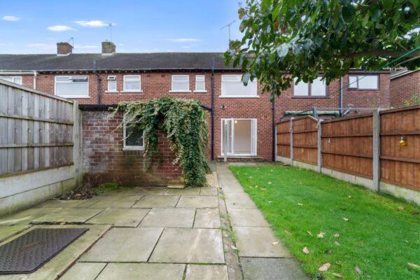 Deerbarn Drive, Old Roan