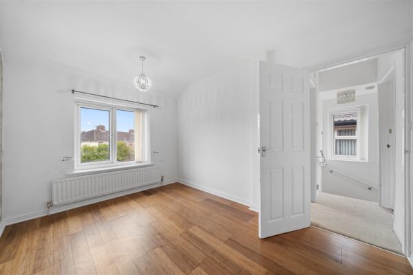 Dereham Crescent, Fazakerley