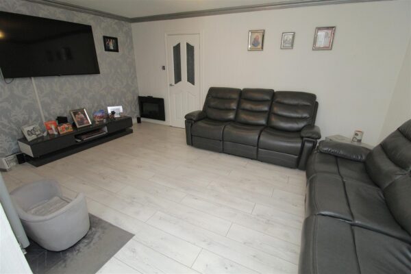 Gray Street, Linacre