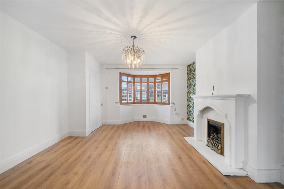 Dereham Crescent, Fazakerley