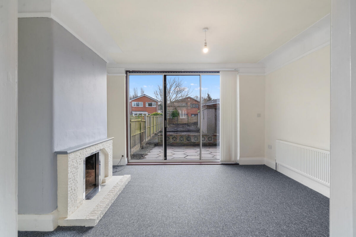 Malvern Grove, Aintree Village