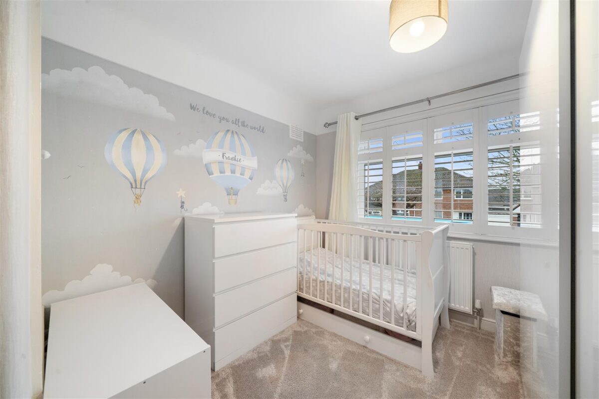 Altway, Aintree Village